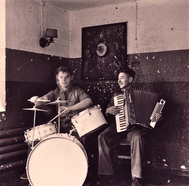 Filip kon sneller drummen dan zijn schaduw.